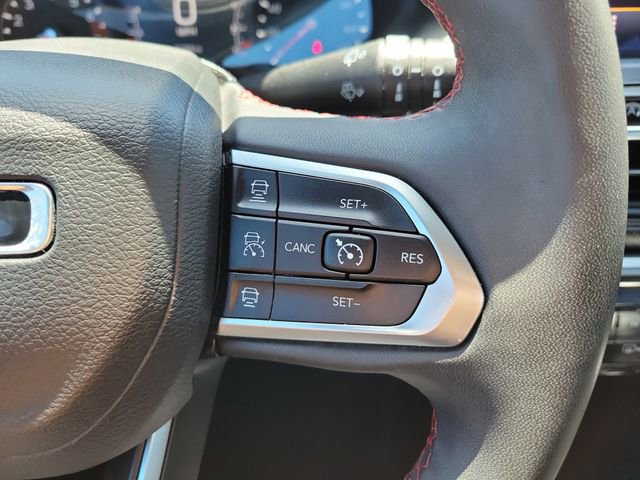 Used 2024 Jeep Compass Trailhawk AWD/4WD image 26