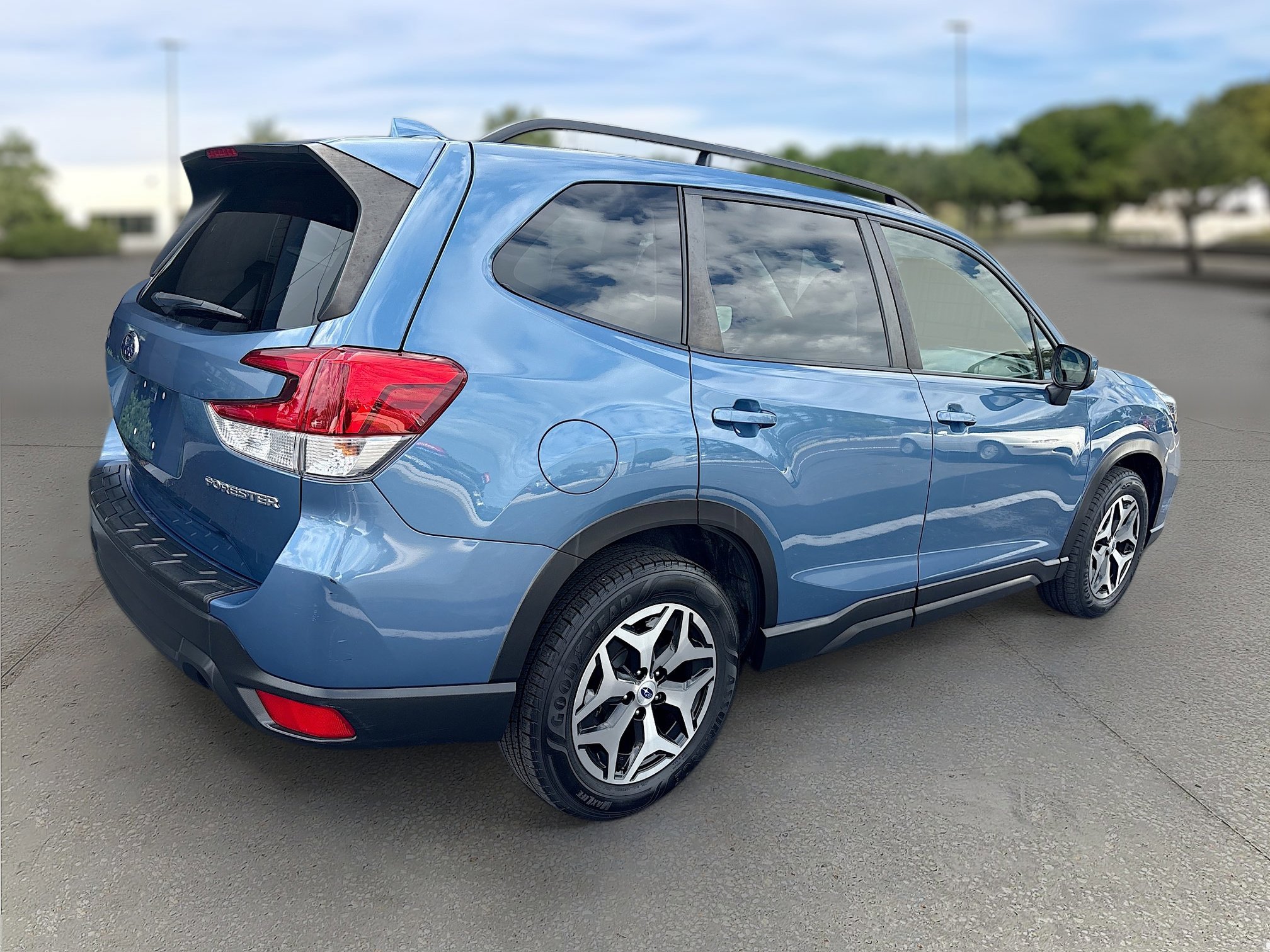 Used 2019 Subaru Forester Premium image 8