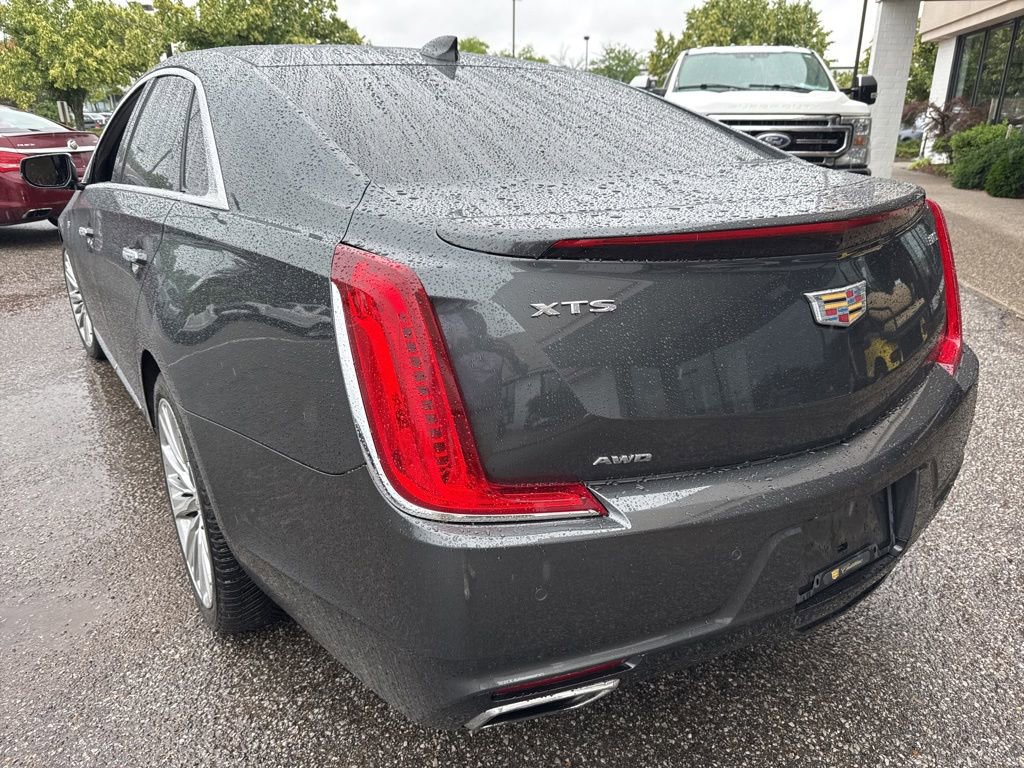Used 2018 Cadillac XTS Platinum AWD/4WD image 12
