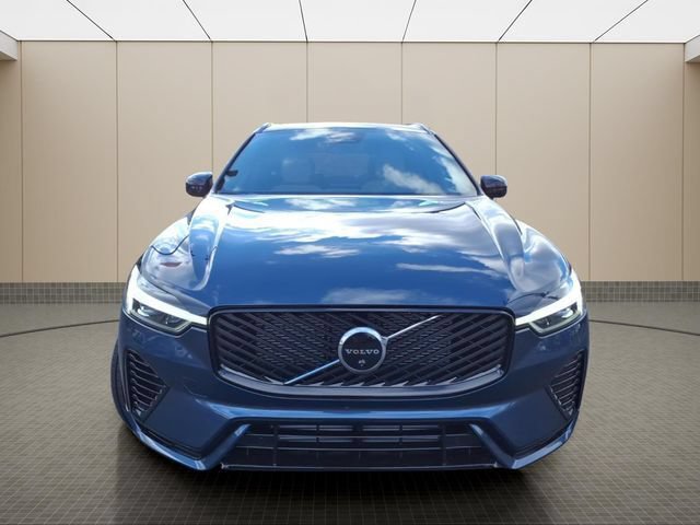 New 2026 Volvo XC60 T8 Plus w/ Protection Package Premier AWD/4WD image 10