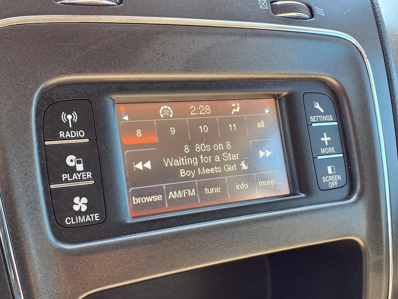 Used 2017 Dodge Journey SXT w/ Comfort/Convenience Group FWD image 21