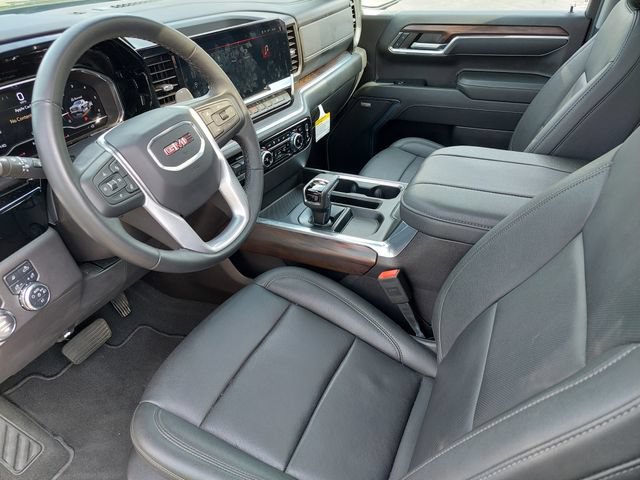 Used 2024 GMC Sierra 1500 SLT w/ SLT Premium Plus Package AWD/4WD image 9