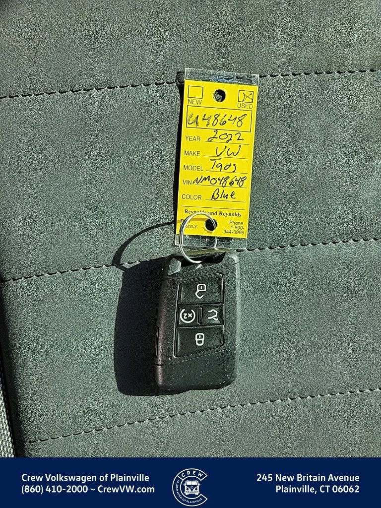 Certified 2022 Volkswagen Taos SE image 39