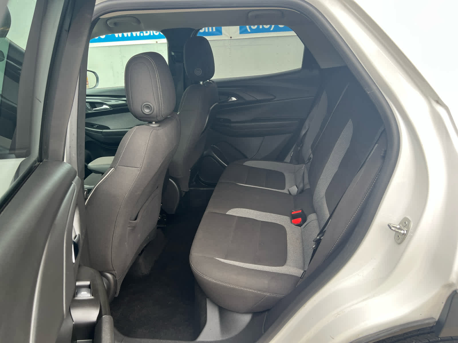 Used 2024 Chevrolet TrailBlazer LT image 32