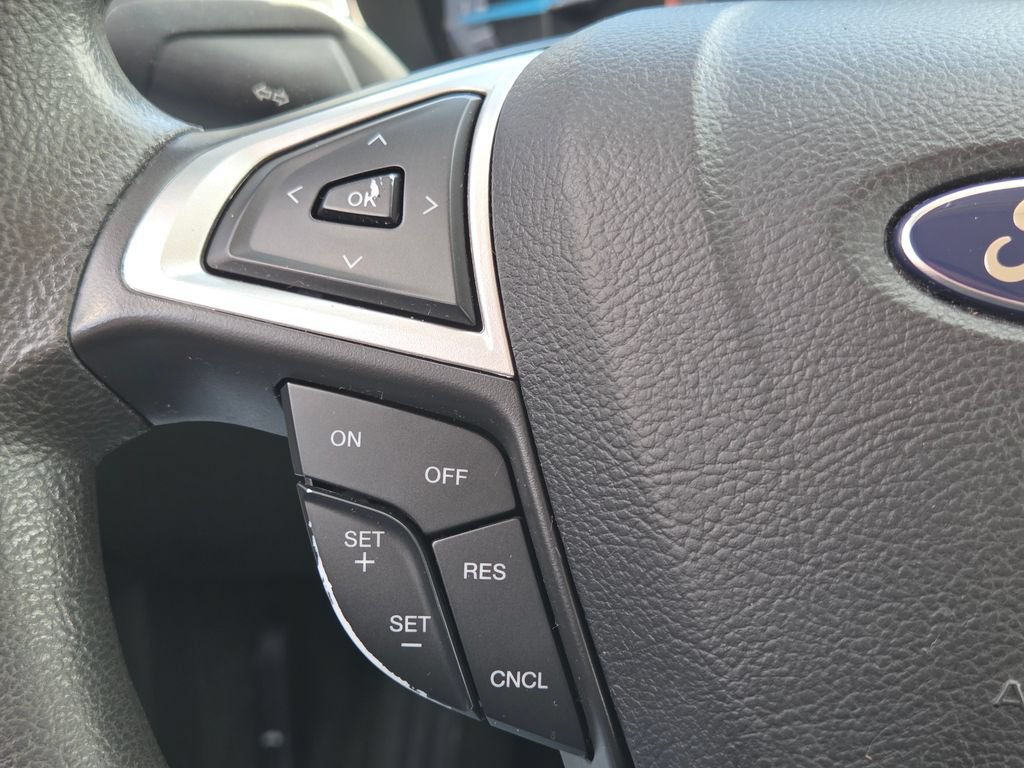 Used 2013 Ford Fusion SE FWD image 14