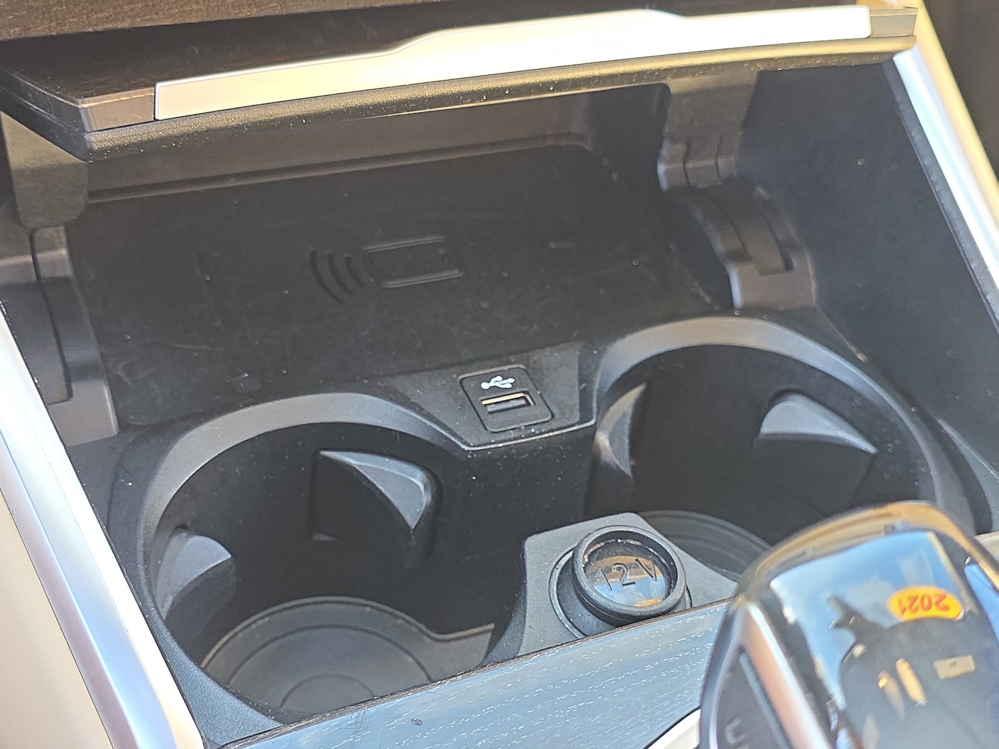 Used 2021 BMW 330e w/ Convenience Package image 25