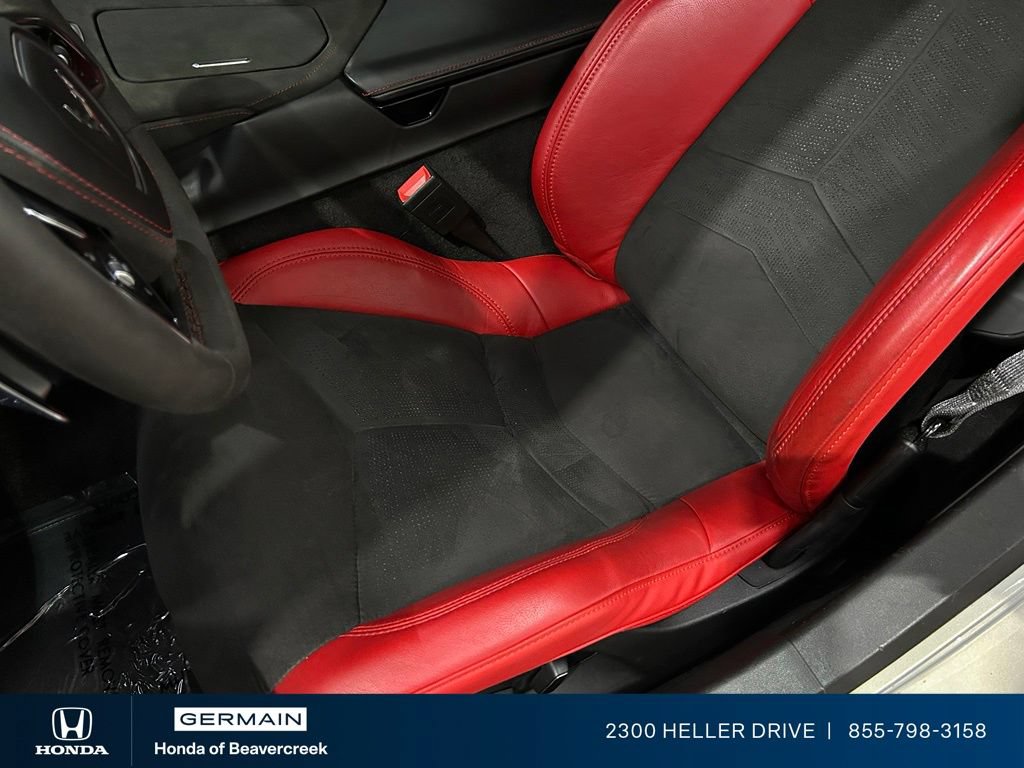 Used 2023 Chevrolet Corvette Stingray Premium Conv w/ Z51 Performance Package RWD image 20