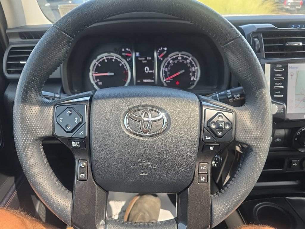 Used 2021 Toyota 4Runner TRD Off-Road Premium w/ Moonroof Package AWD/4WD image 15