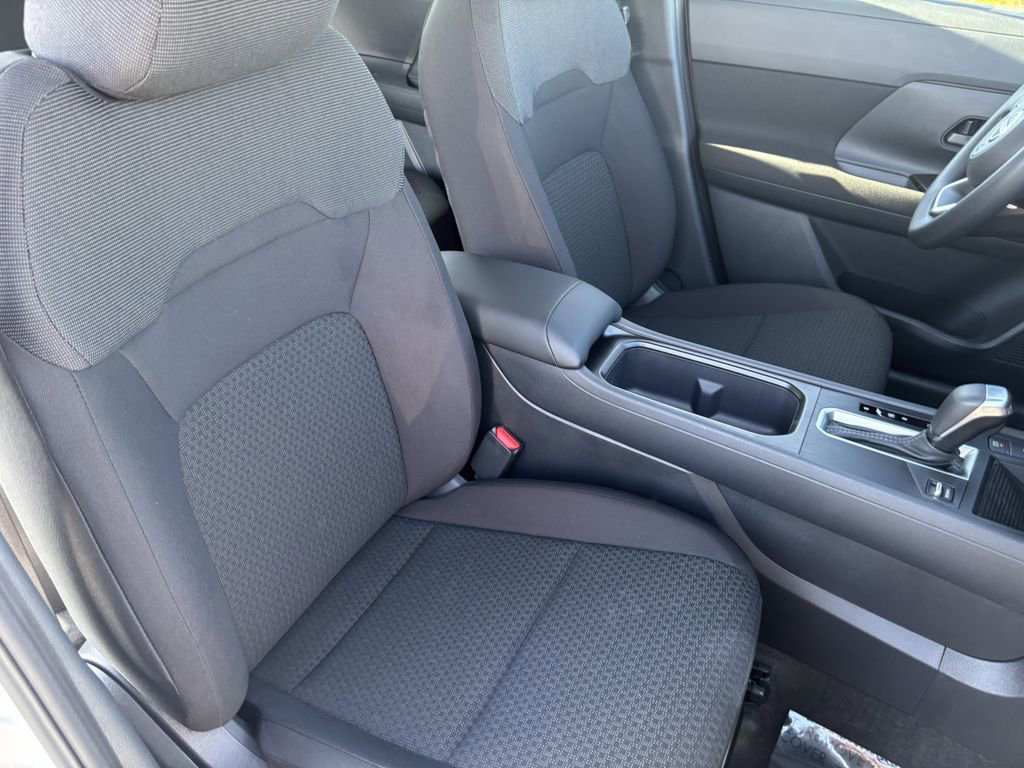 New 2026 Nissan Kicks S image 8