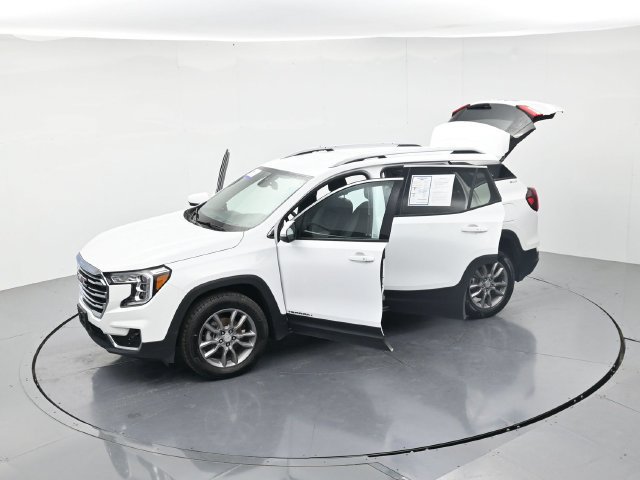 Used 2024 GMC Terrain SLT AWD/4WD image 51