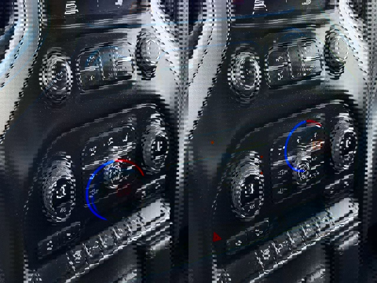 Used 2021 Chevrolet Silverado 2500 LT w/ Fleet Comfort Package image 19