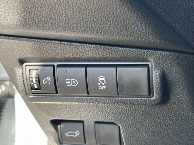 Certified 2026 Toyota Corolla Cross XLE w/ Convenience Package FWD image 25