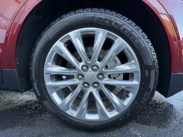 Used 2017 Cadillac XT5 Platinum w/ Driver Assist Package image 23