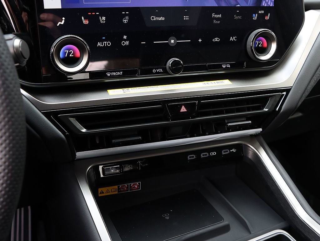 New 2026 Lexus TX 500h AWD image 25