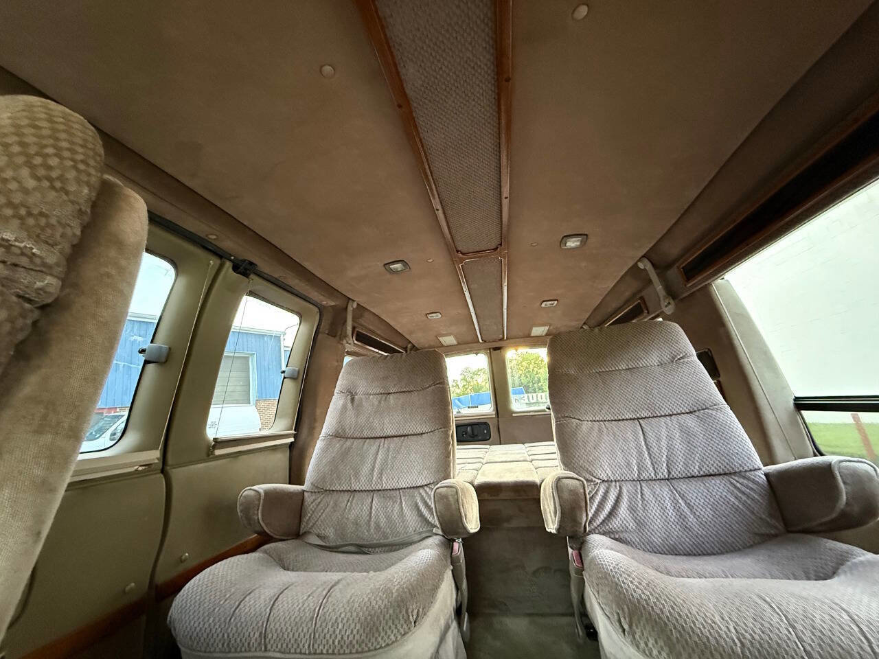 Used 1996 Chevrolet Express 1500 image 32