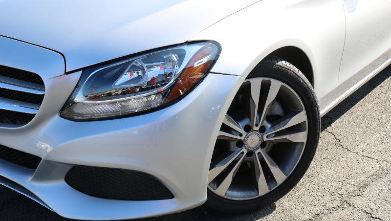 Used 2017 Mercedes-Benz C 300 Sedan image 4