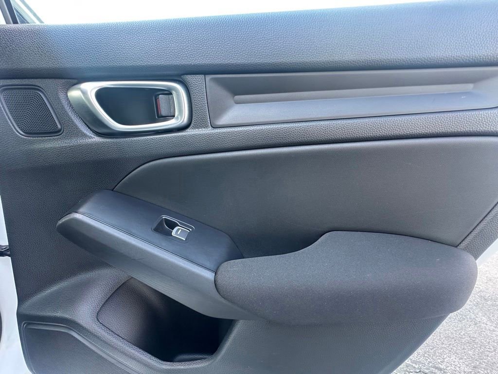 Used 2025 Honda Civic Sport image 41