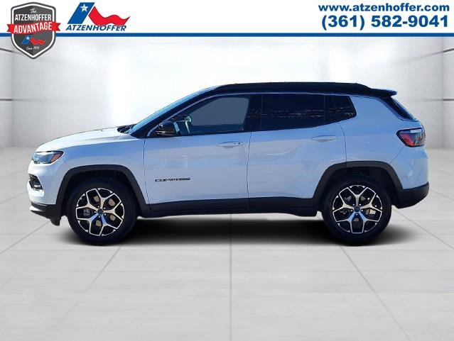 Used 2025 Jeep Compass Limited image 4