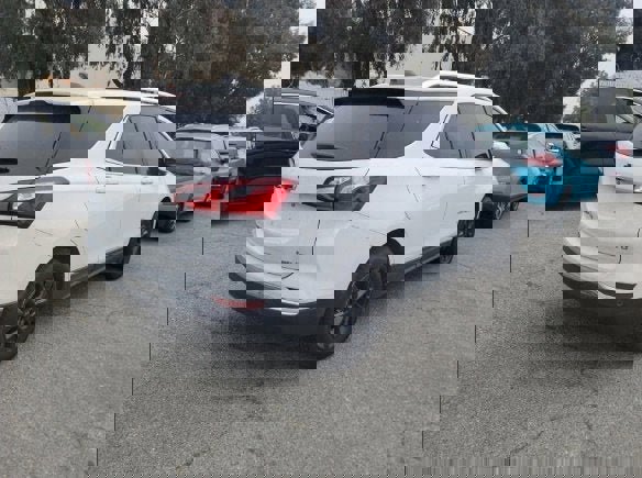 Used 2019 Chevrolet Equinox LT image 19