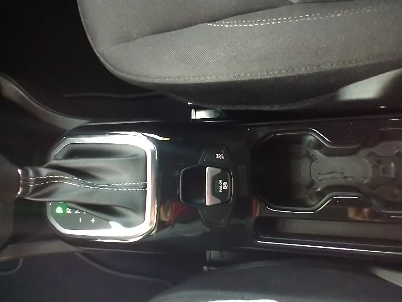 Used 2021 Jeep Renegade Latitude FWD image 32