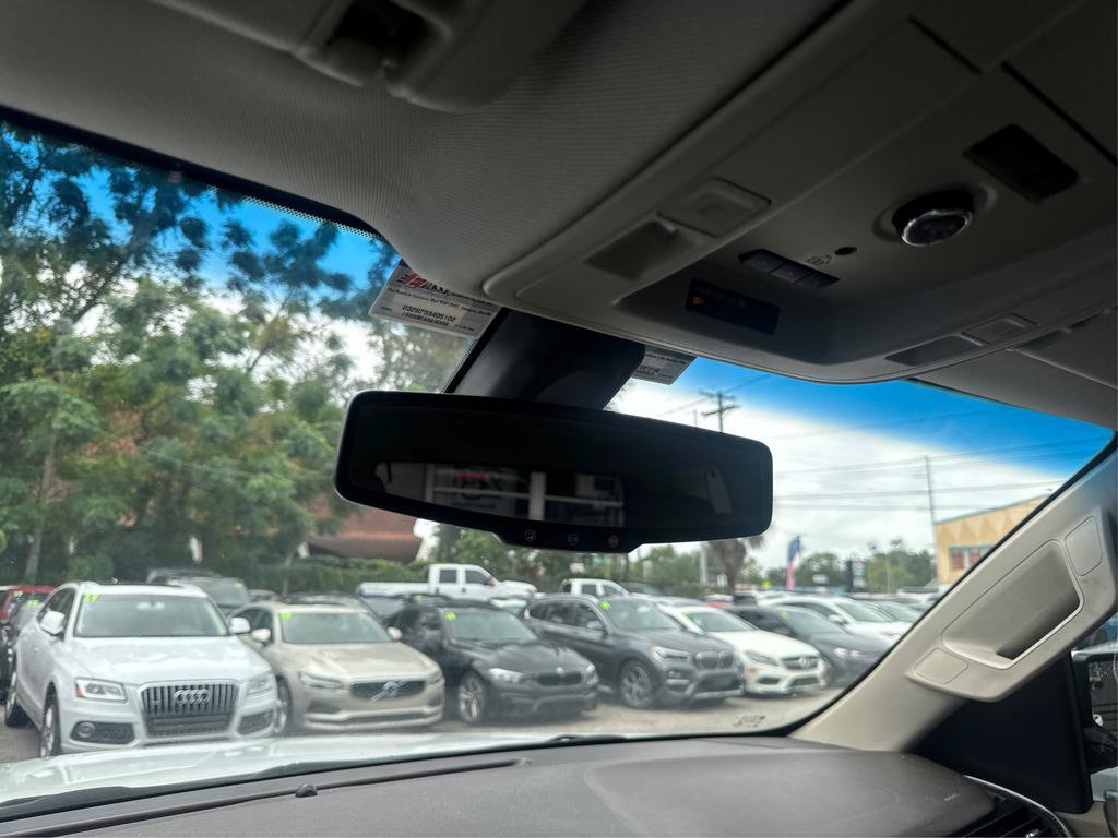 Used 2018 Chevrolet Tahoe LS RWD image 13
