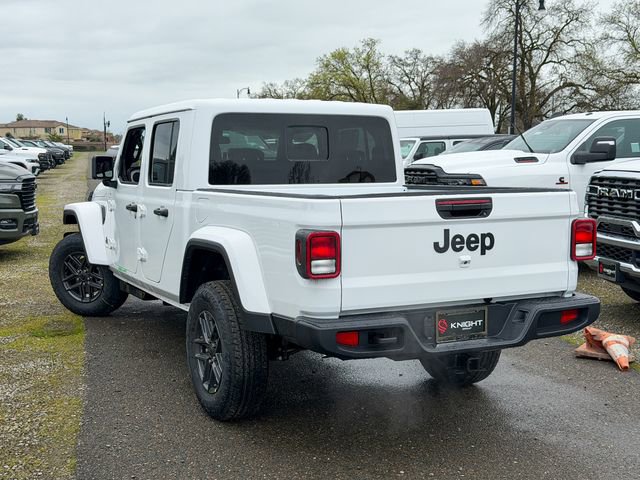 New 2026 Jeep Gladiator Sport AWD/4WD image 11