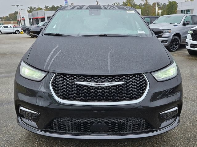 New 2026 Chrysler Pacifica Select image 2