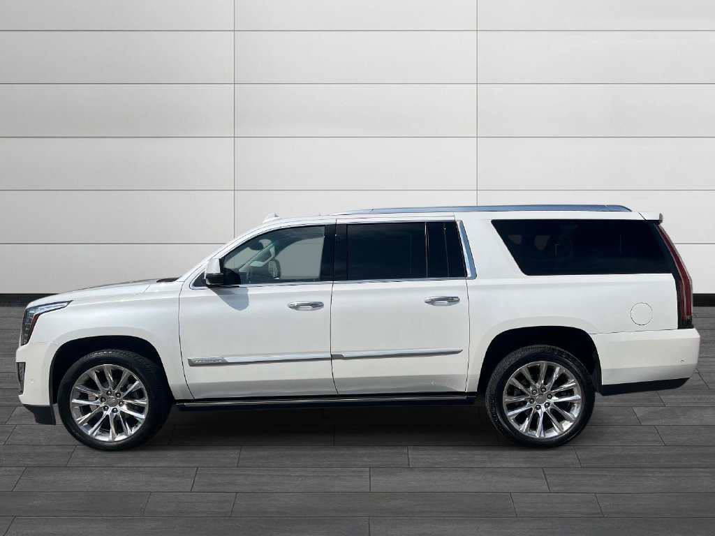 Used 2018 Cadillac Escalade ESV Premium Luxury AWD/4WD image 2