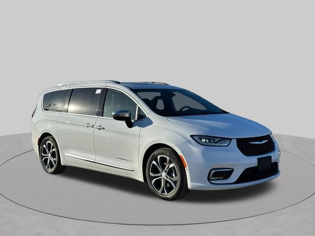 New 2026 Chrysler Pacifica Pinnacle
