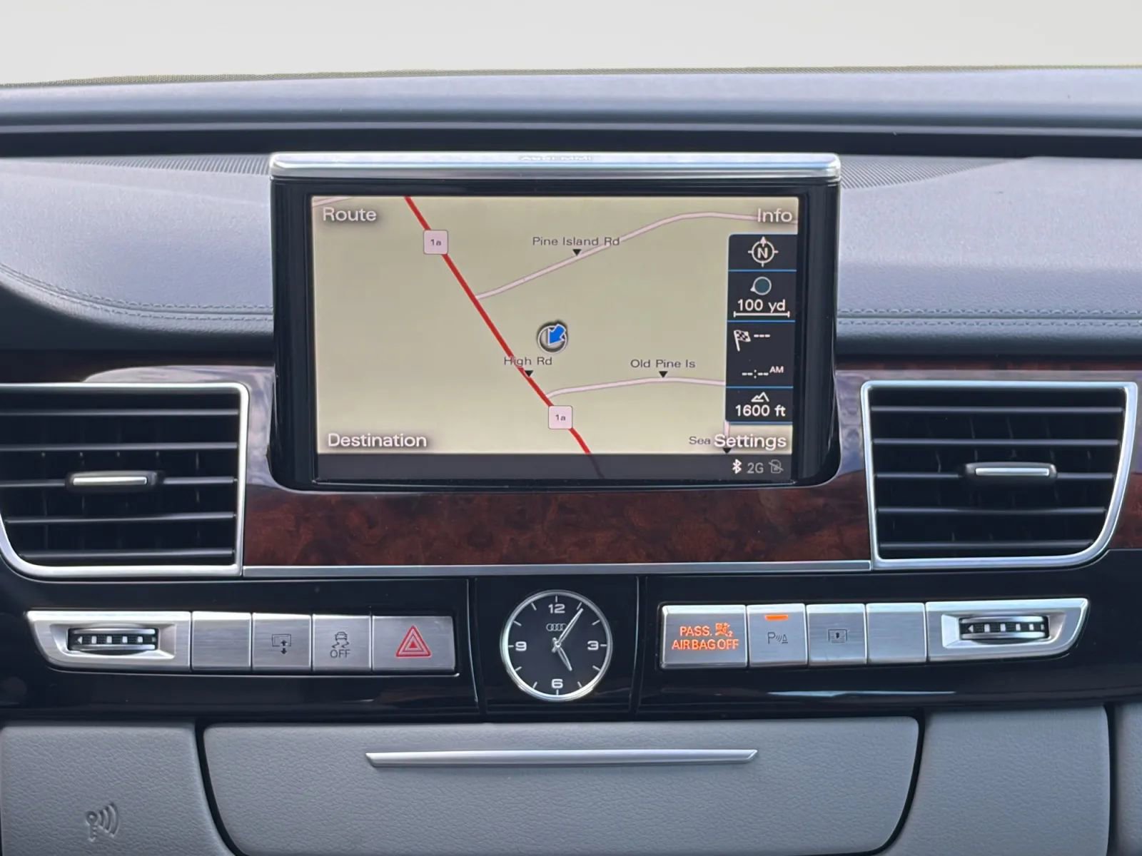 Used 2012 Audi A8 L 4.2 image 21