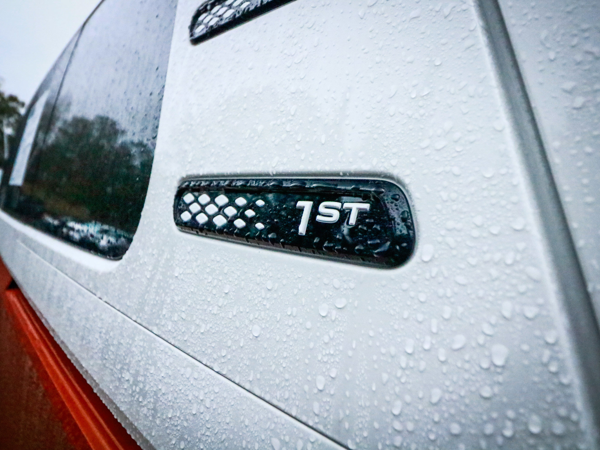 Used 2025 Volkswagen ID. Buzz 1st Edition image 37