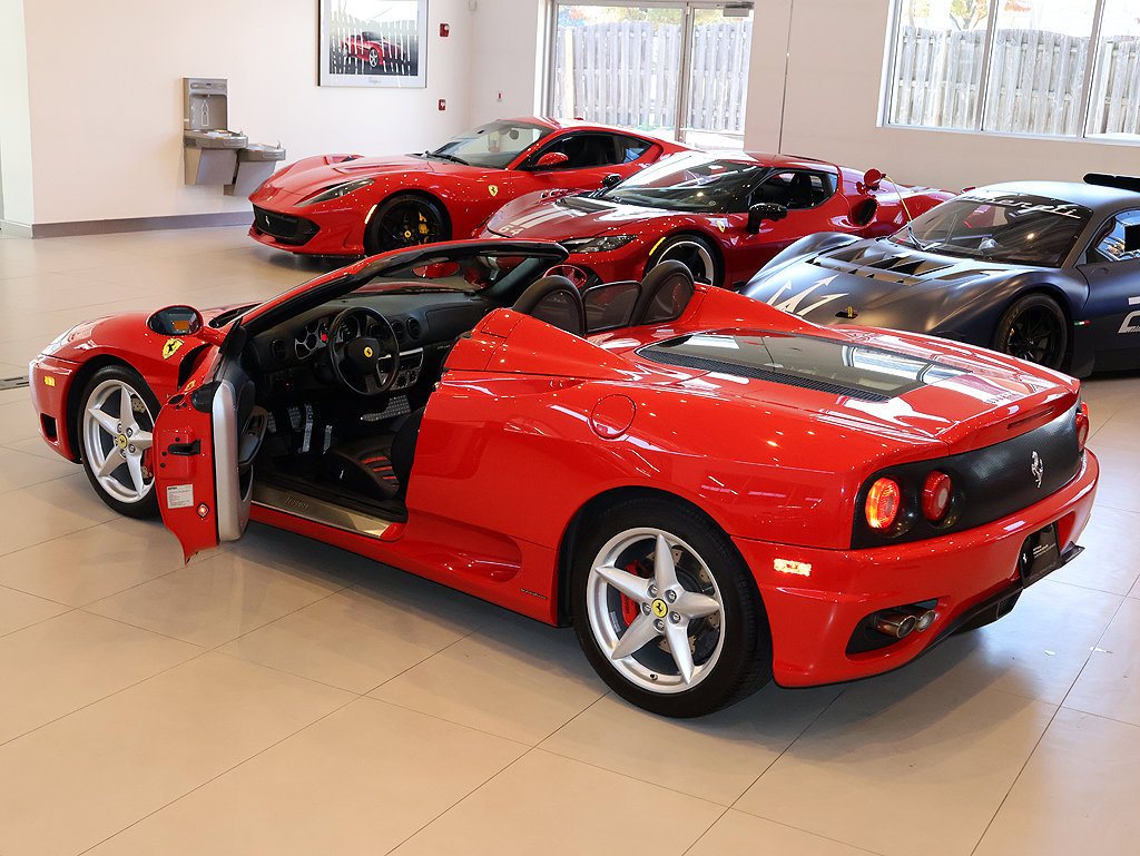 Used 2004 Ferrari 360 Spider RWD image 13