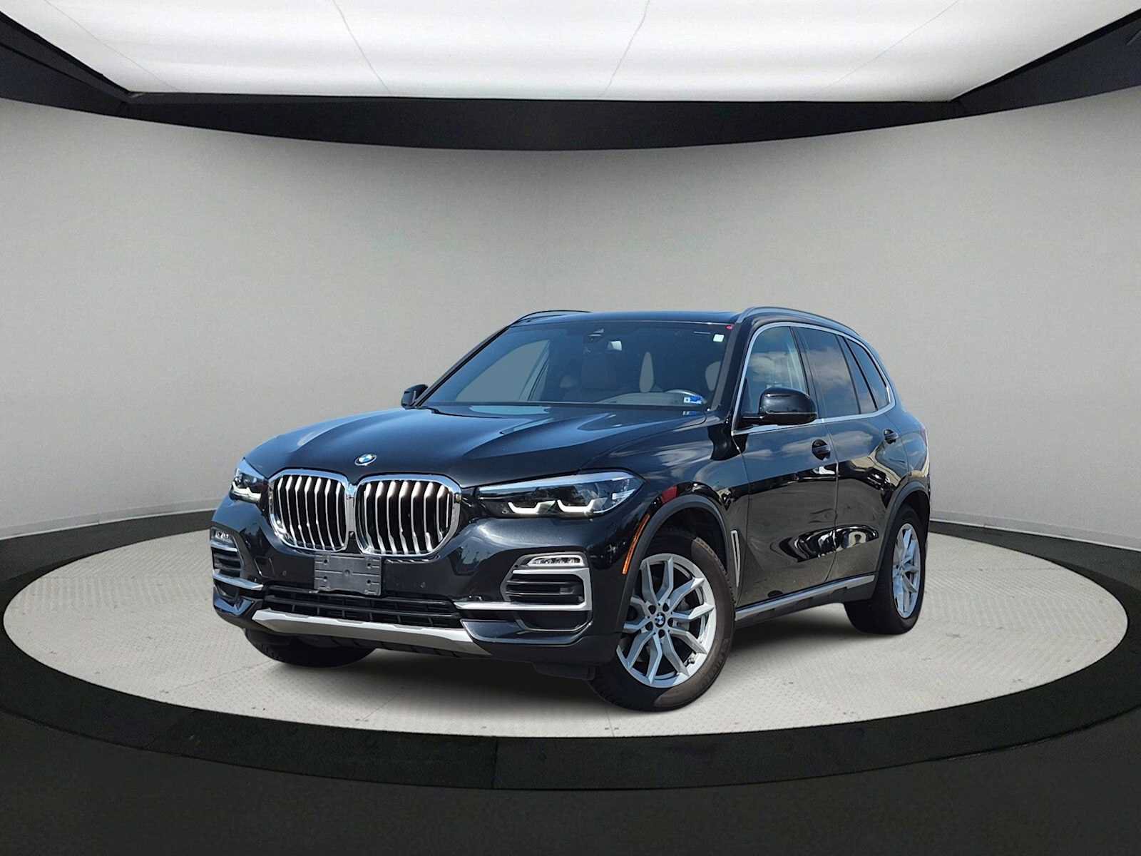 Used 2021 BMW X5 xDrive40i w/ Premium Package