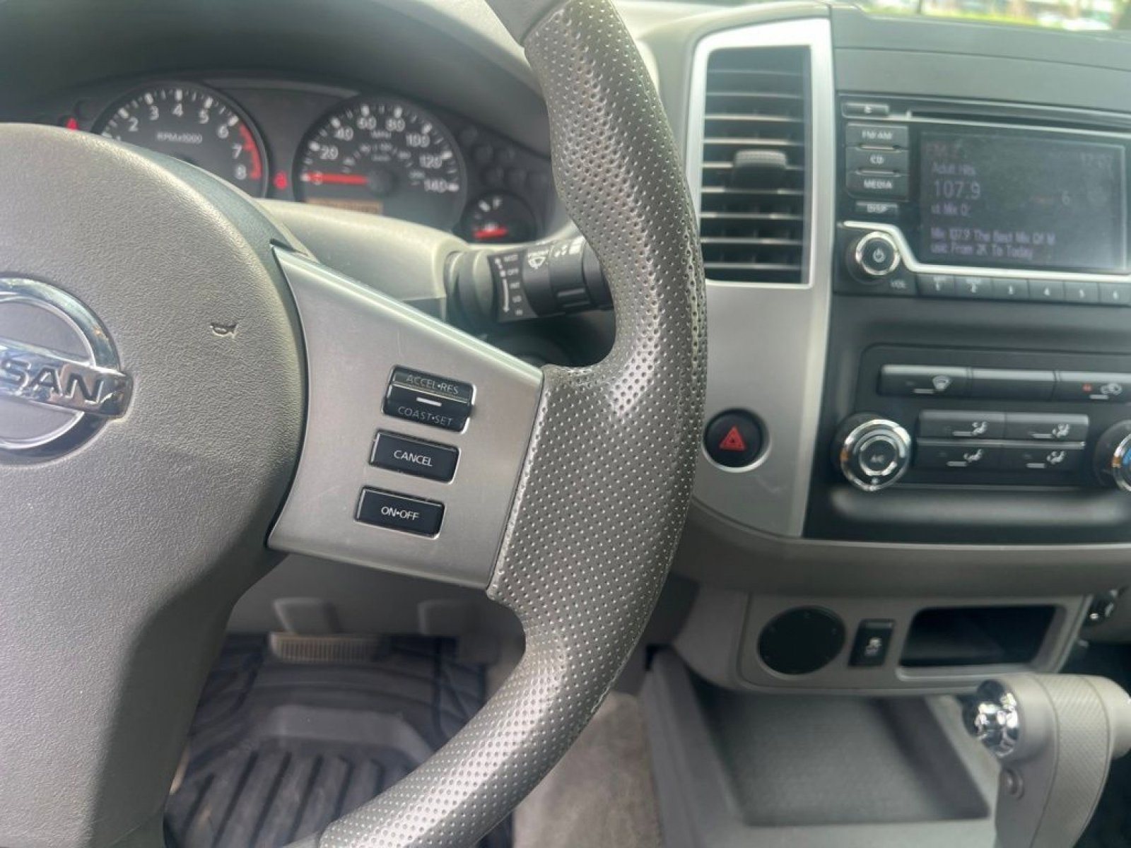 Used 2018 Nissan Frontier S RWD image 13