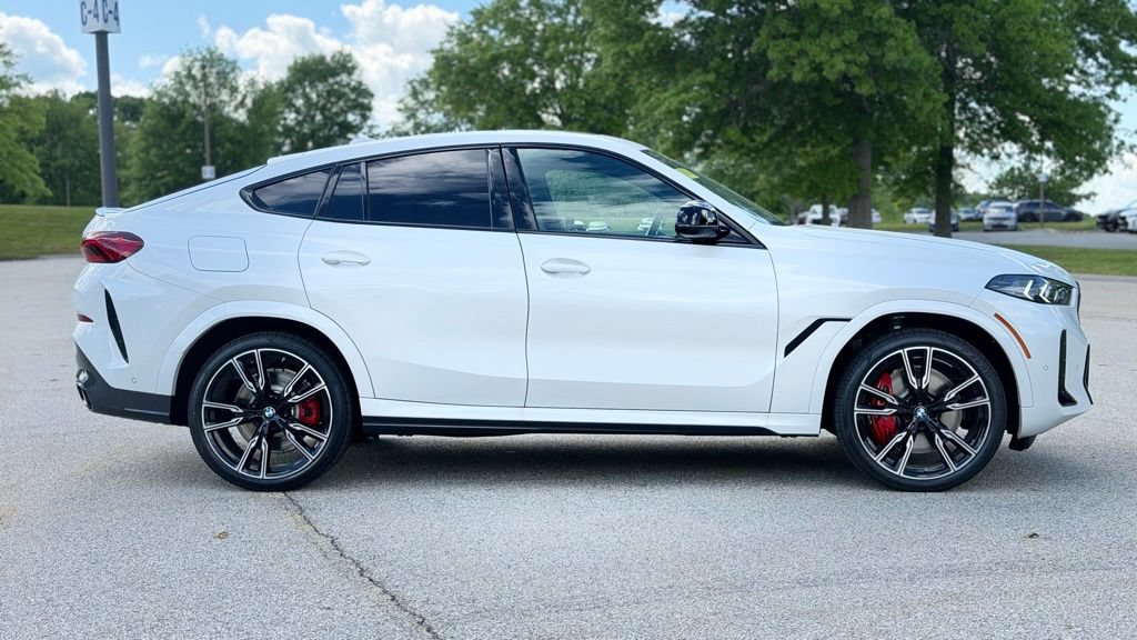New 2027 BMW X6 M60i AWD/4WD image 7