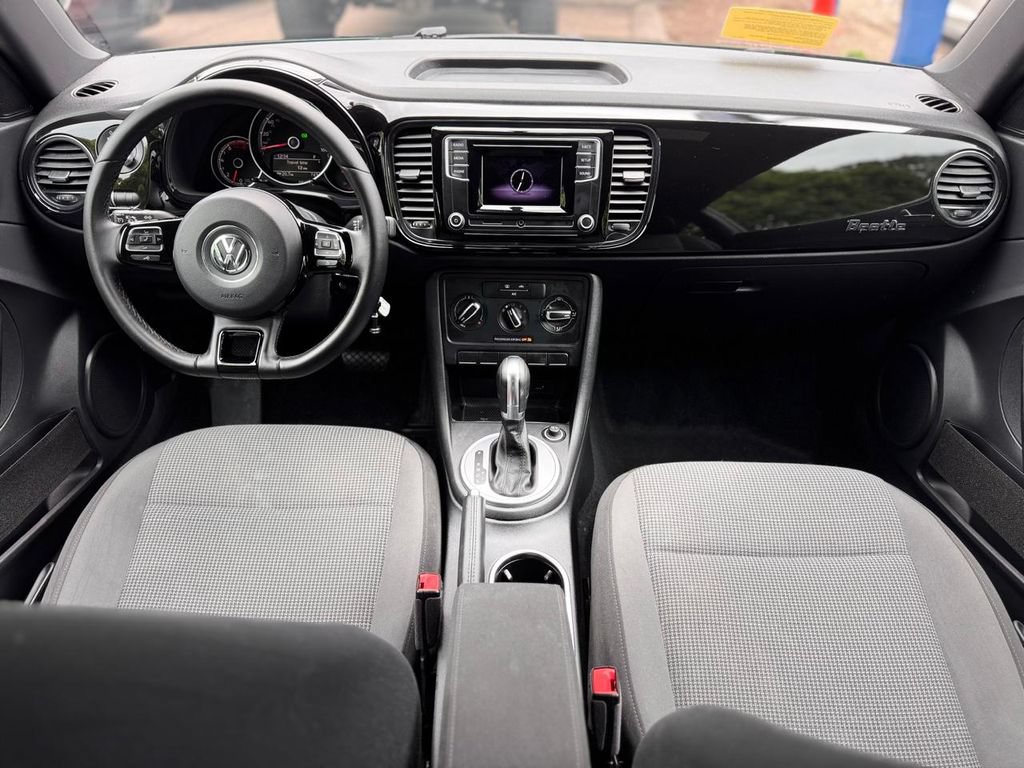 Used 2018 Volkswagen Beetle 2.0T S FWD image 12