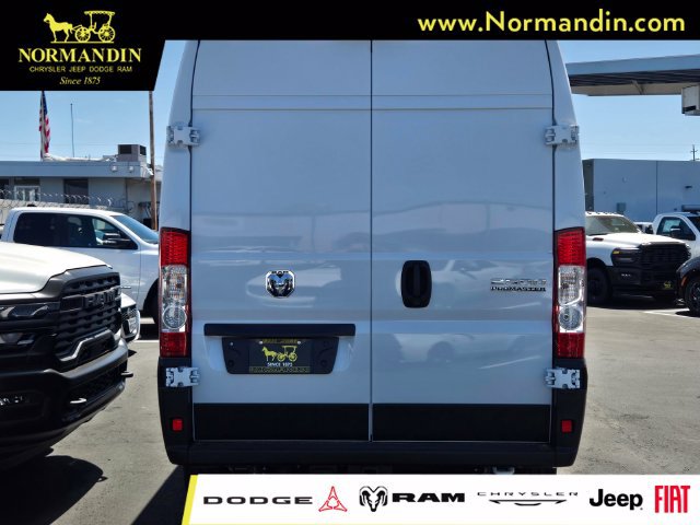 New 2026 RAM ProMaster 2500 w/ Convenience Group FWD image 5