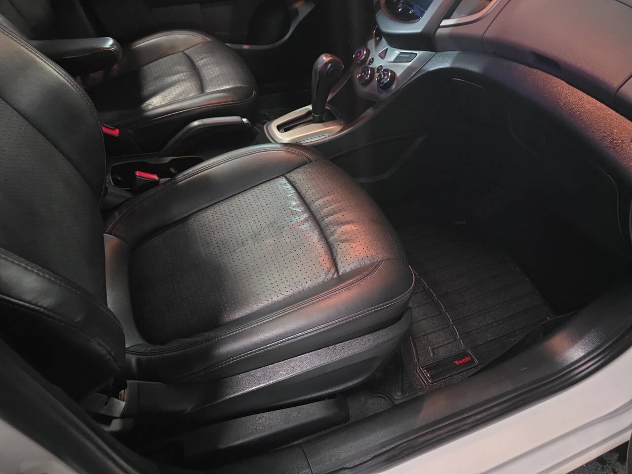 Used 2013 Chevrolet Sonic LTZ FWD image 15