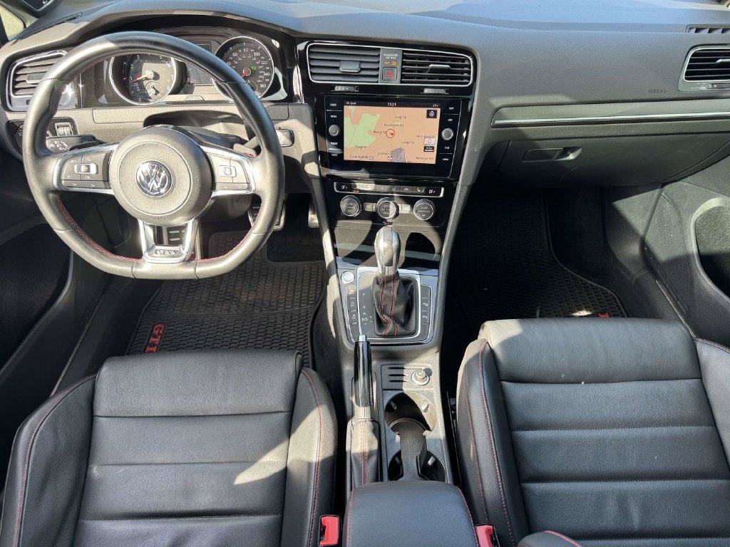 Used 2018 Volkswagen GTI Autobahn FWD image 13