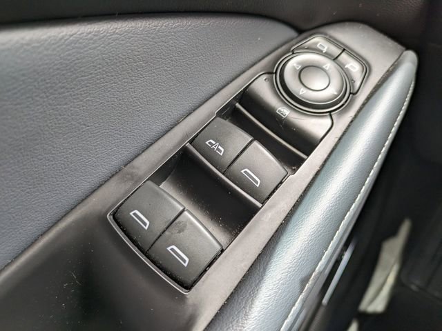 Used 2022 Buick Enclave Essence w/ Sport Touring Edition image 23