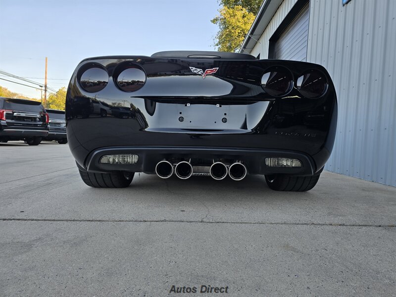 Used 2006 Chevrolet Corvette Z06 w/ Preferred Equipment Group RWD image 22