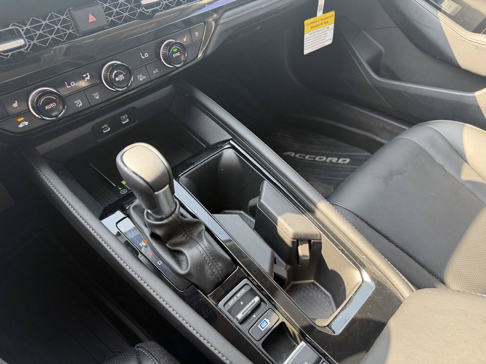 Used 2025 Honda Accord Touring image 14