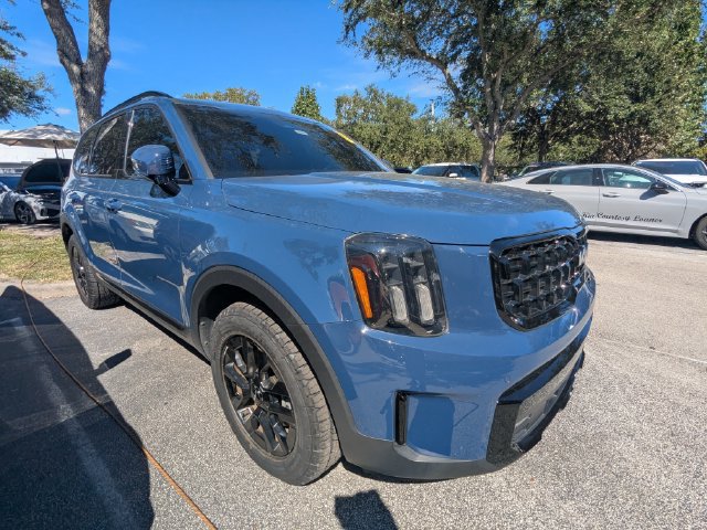 Certified 2024 Kia Telluride SX Prestige X-Pro AWD/4WD image 3