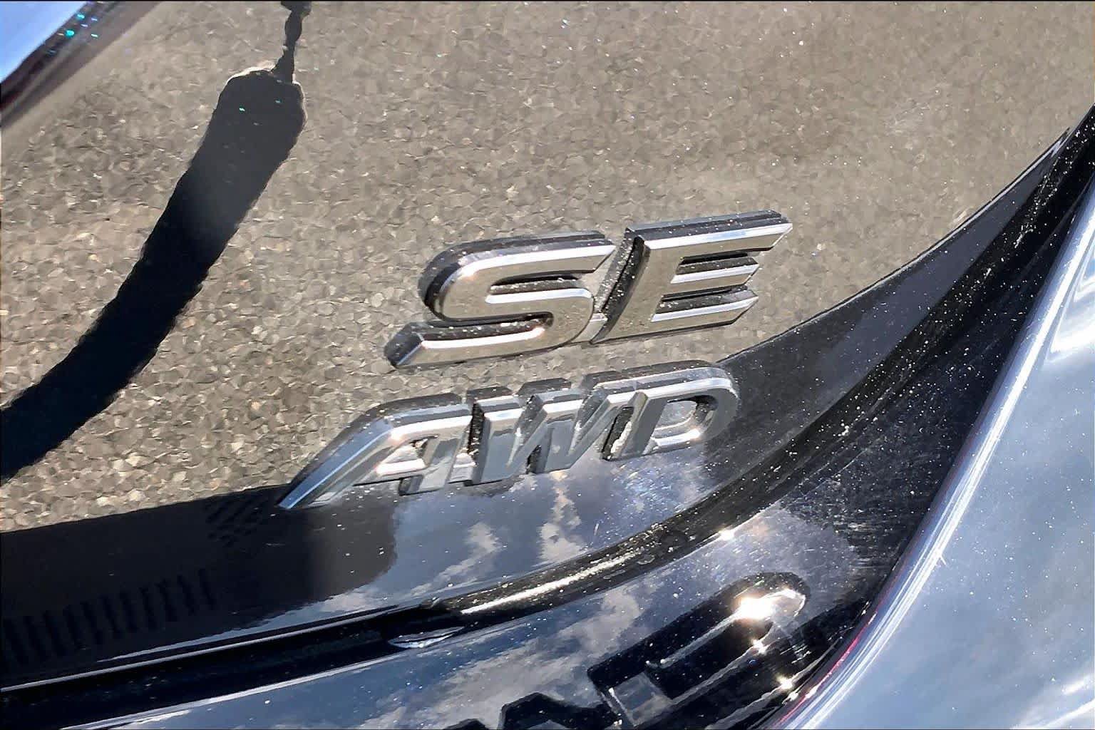 Used 2021 Toyota Camry SE AWD/4WD image 10