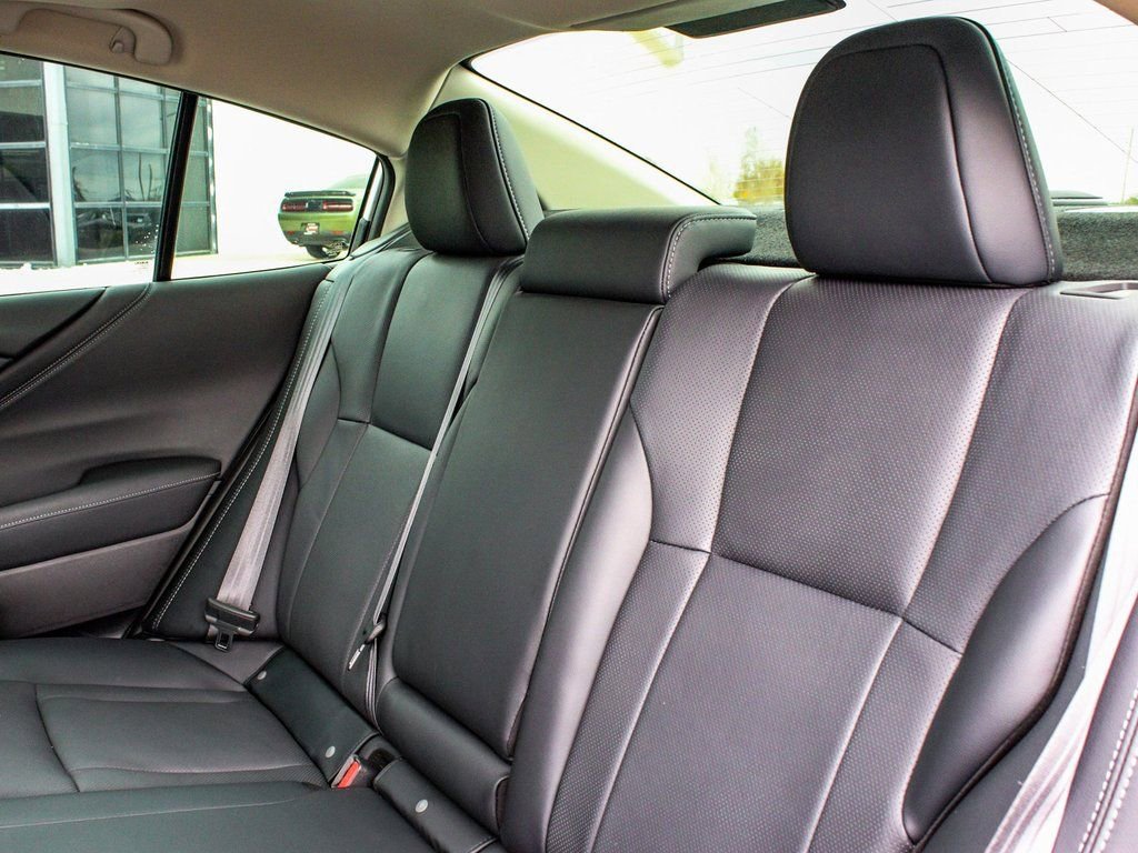 Used 2023 Subaru Legacy Limited image 33