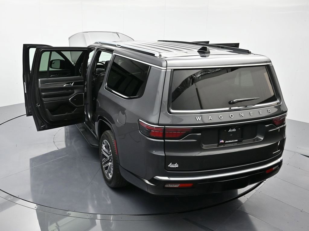 Used 2024 Jeep Wagoneer L Series II RWD image 48
