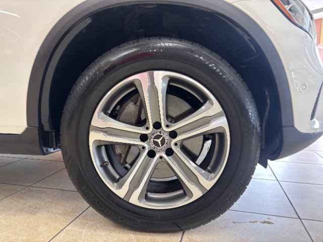 Used 2022 Mercedes-Benz GLC 300 4MATIC image 13