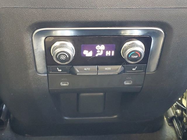 Used 2022 GMC Yukon Denali image 6