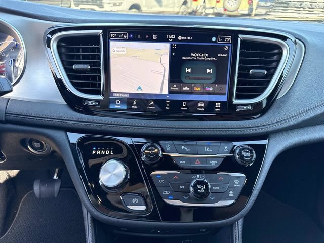 New 2026 Chrysler Pacifica Pinnacle FWD image 32