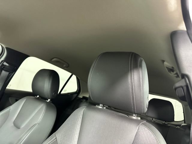 Used 2023 Buick Encore GX Select w/ Sport Touring Package image 12